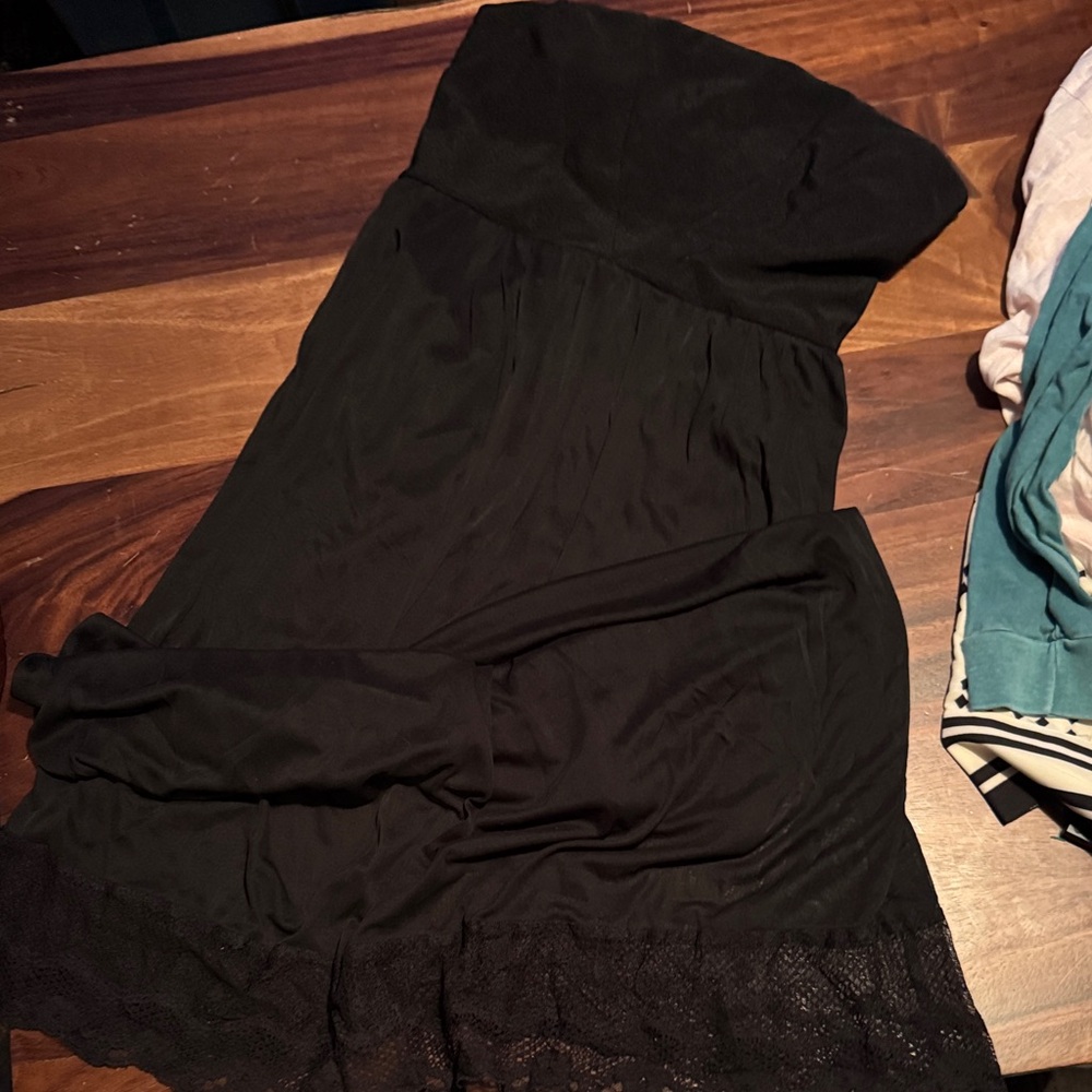 Elegant Black Strapless maxi heart Dress
